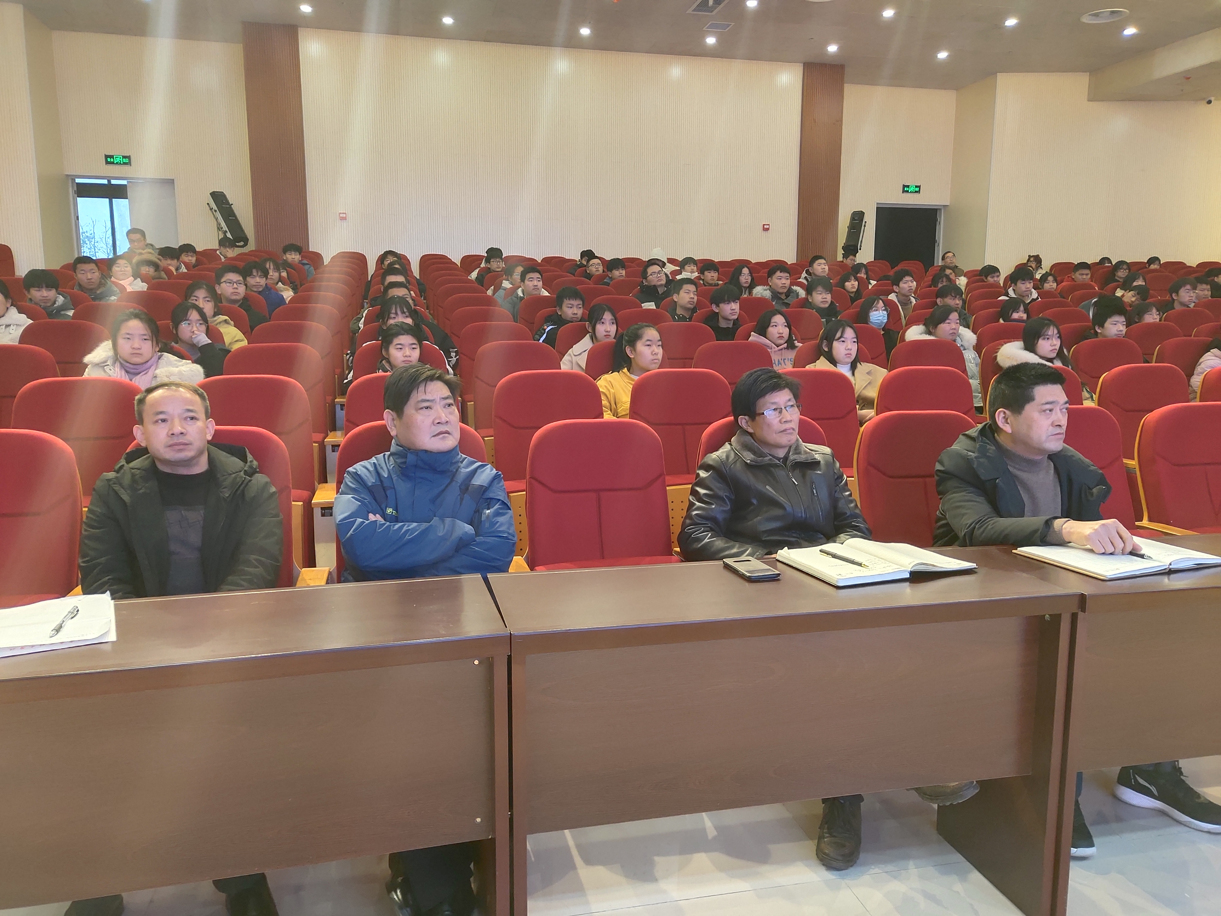 90后图4.jpg