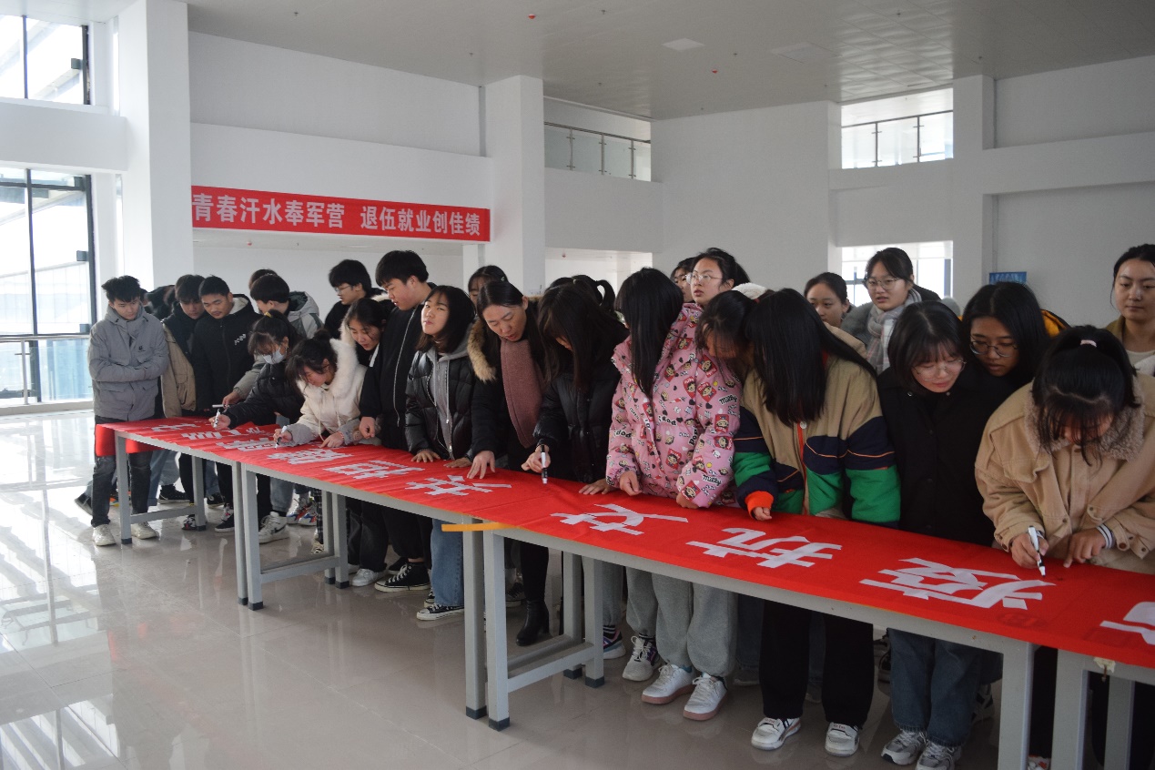 艾图5.jpg