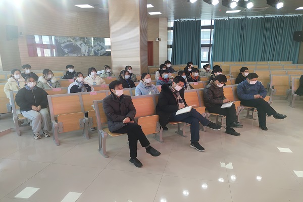 举旗帜.jpg