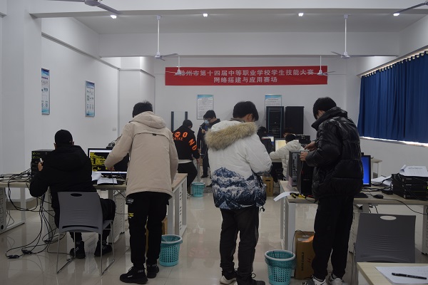 图13网络搭建.JPG