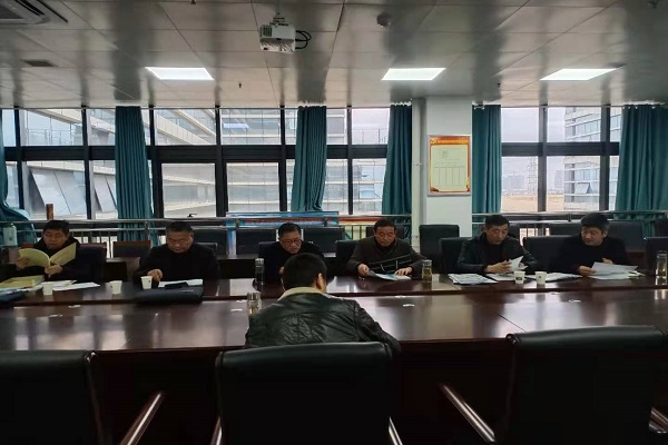 教体局检查开学工作.jpg