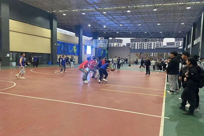 赛场1.jpg