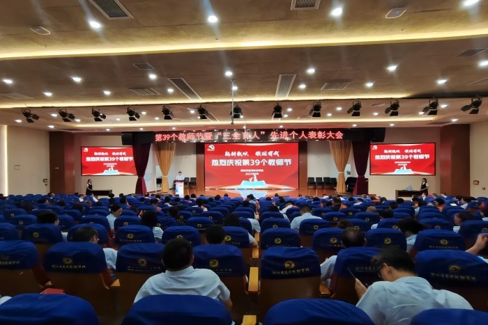 教1(1).jpg